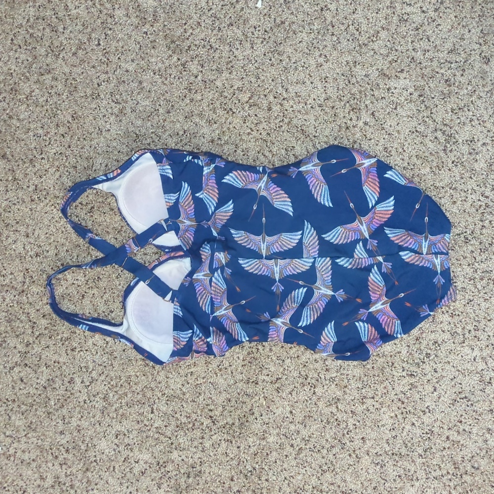 Swimsuit - Picture 2 of 4